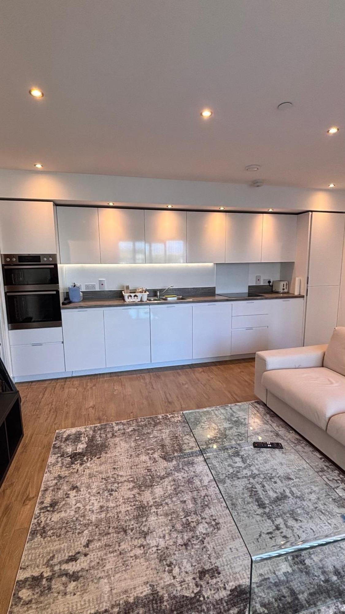 One Bedroom Parkway Luton (Bedfordshire)